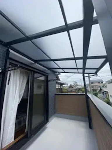 [20〜50万円] バルコニー屋根の設置