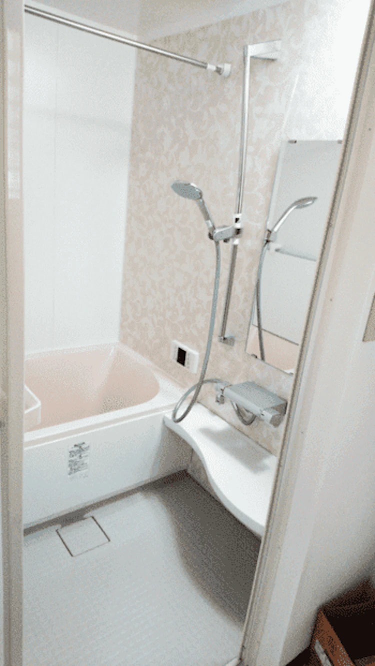 【事例①】 おしゃれな壁パネルでリラックス