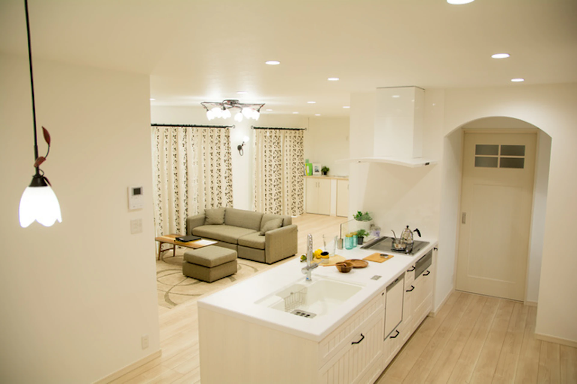 オープンキッチンでおしゃれな空間をつくろう