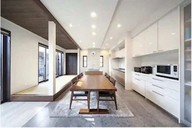 【約2,700万円】明るく開放的なLDKにリフォーム