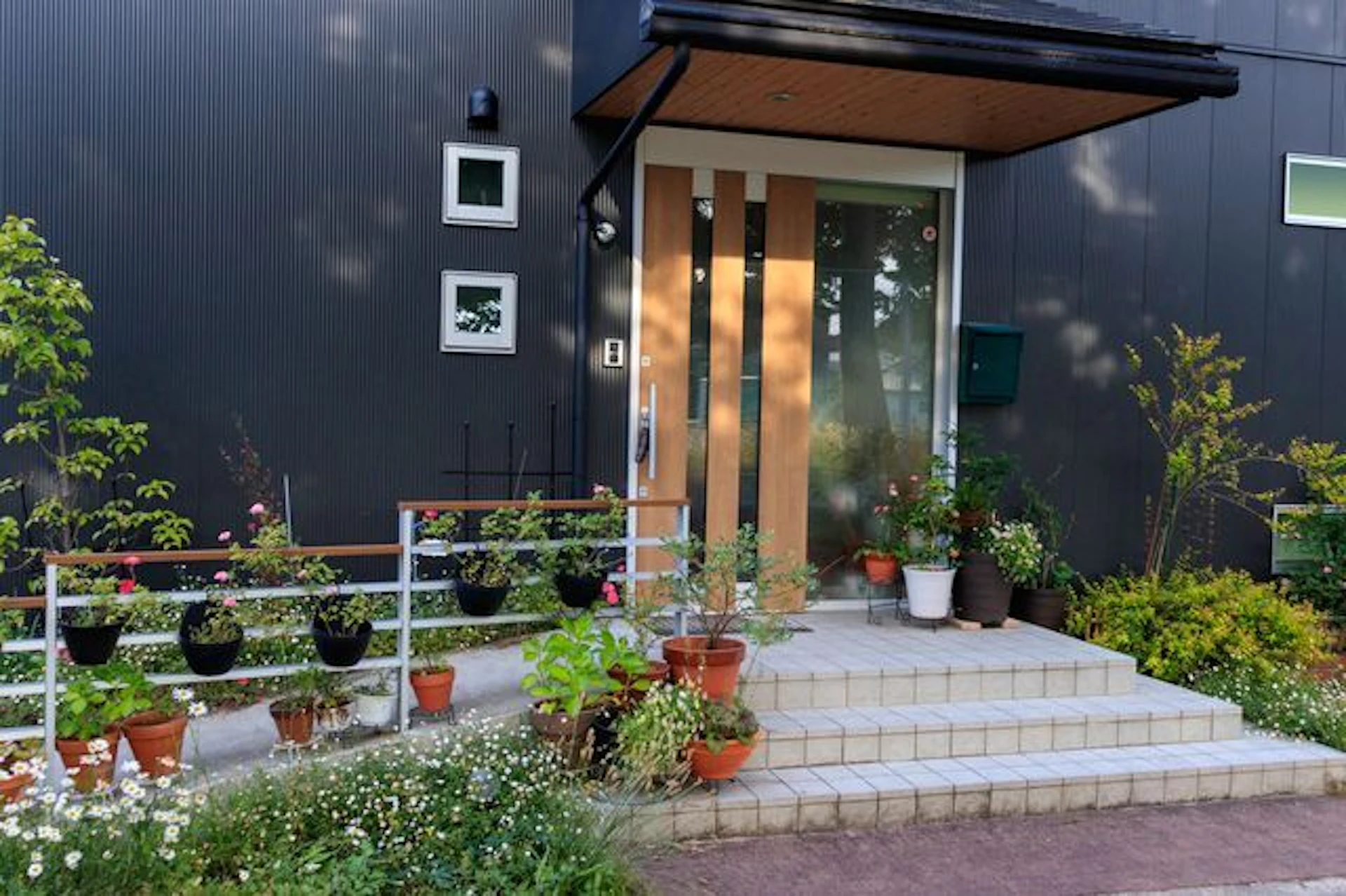 玄関ポーチを選ぶ9つのポイント