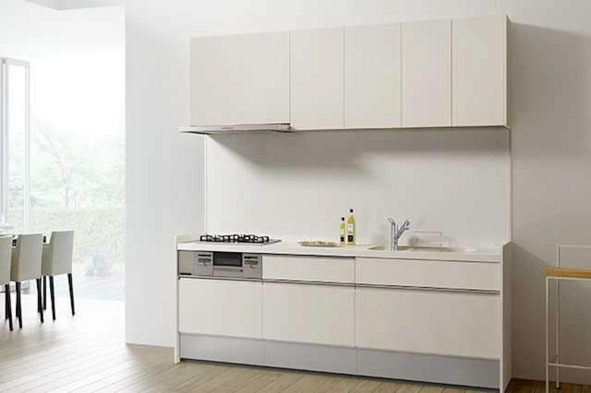 シンプルな白系のシステムキッチン