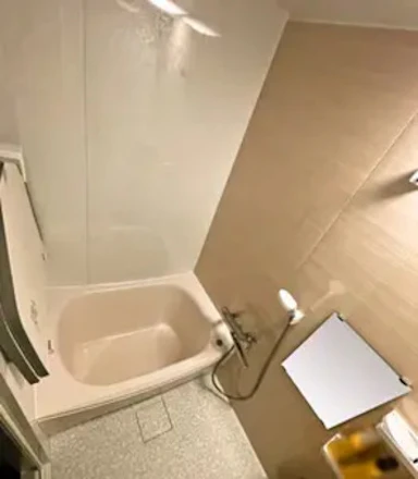 【50~100万円】淡い優しい色のバスルームへリフォーム