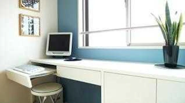 窓辺は絶好ポイント