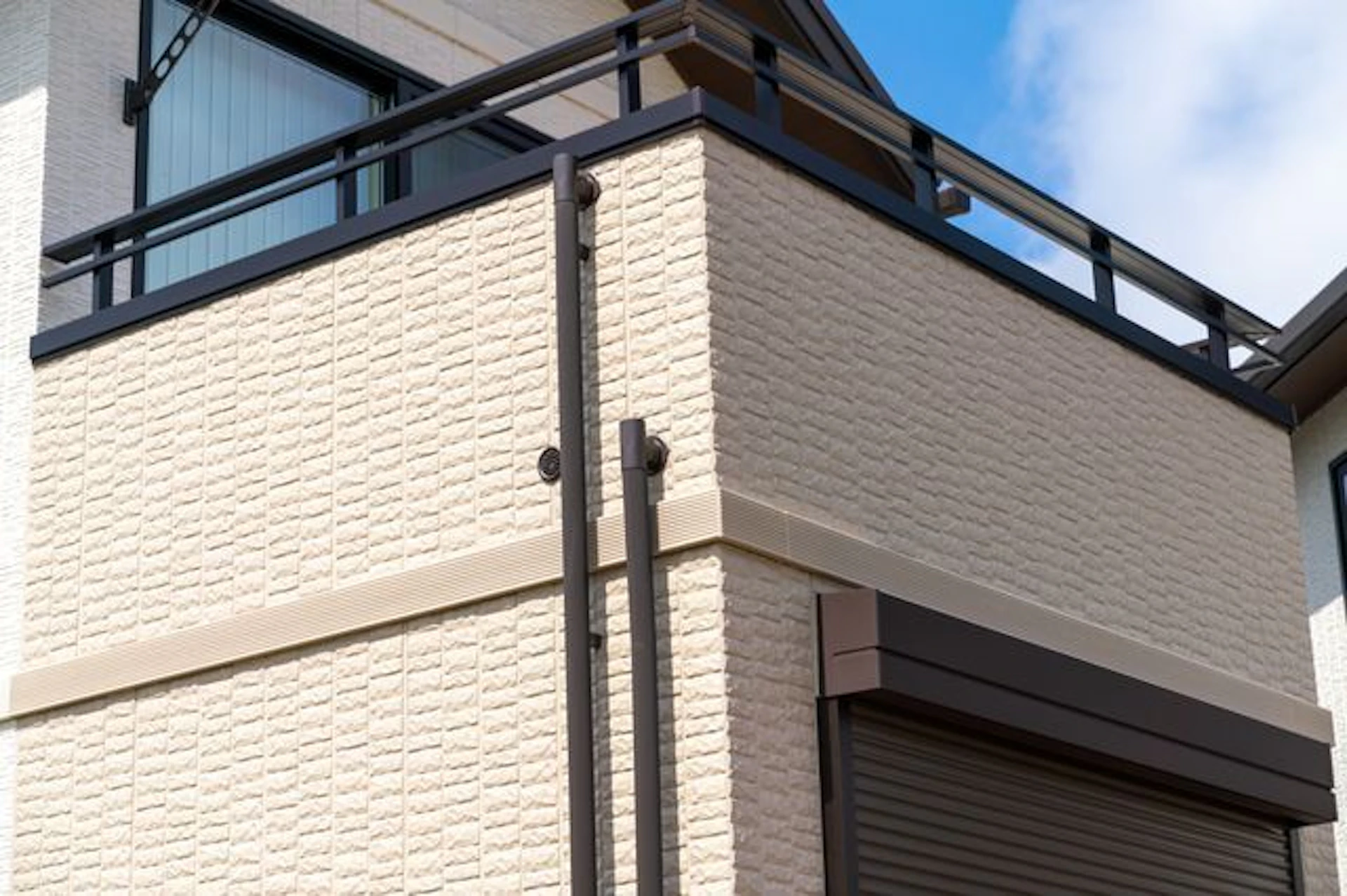 外壁のひび割れは早めに対処しよう