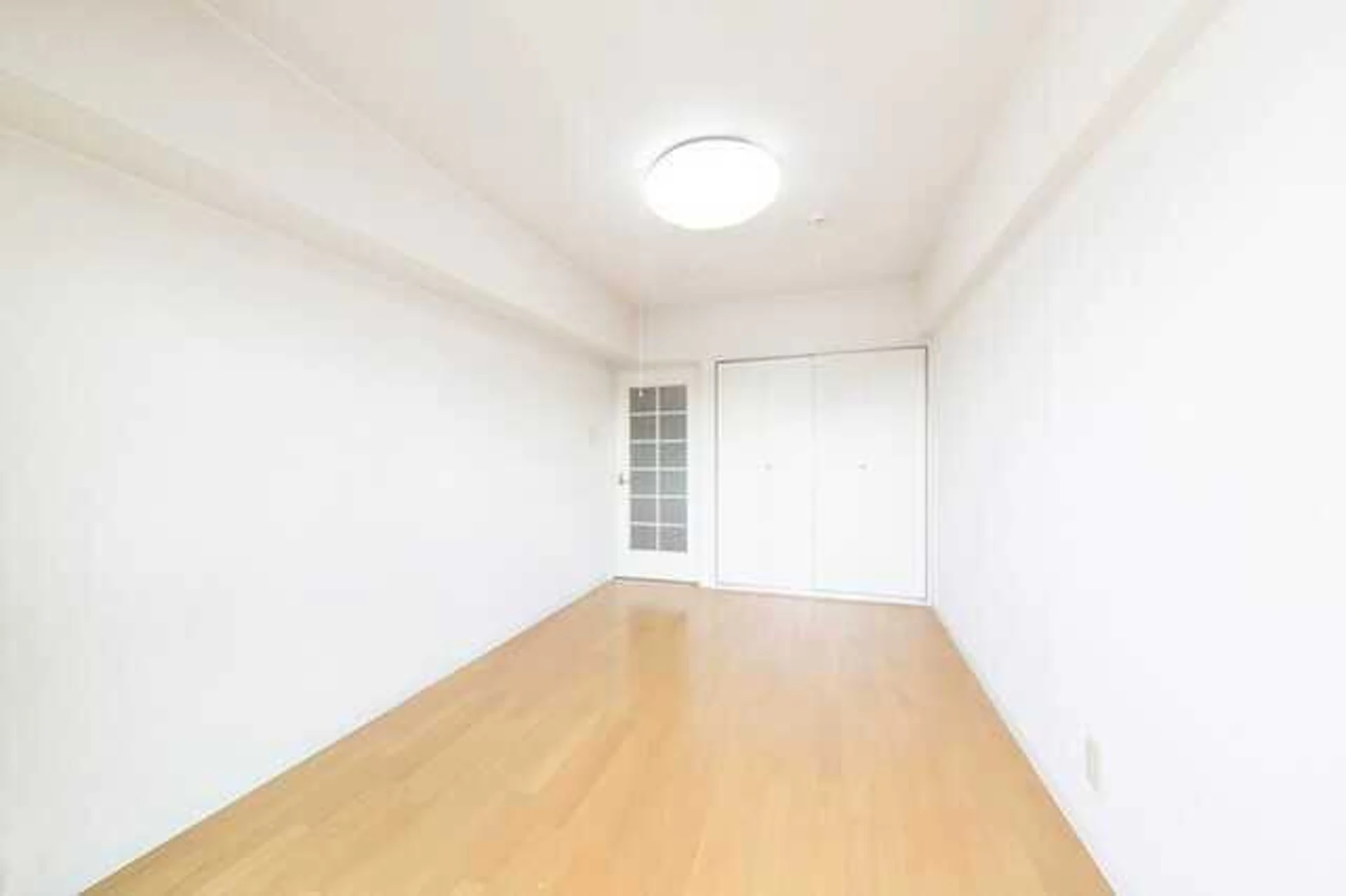 床をフローリングに張り替え