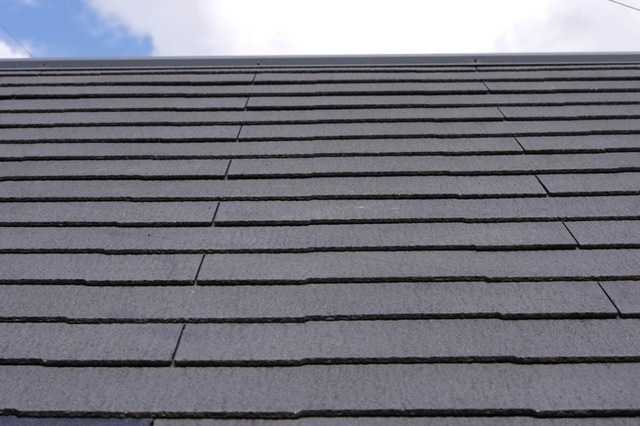 コロニアルとはどんな屋根材？塗装手順や費用、メンテナンス方法などを解説！