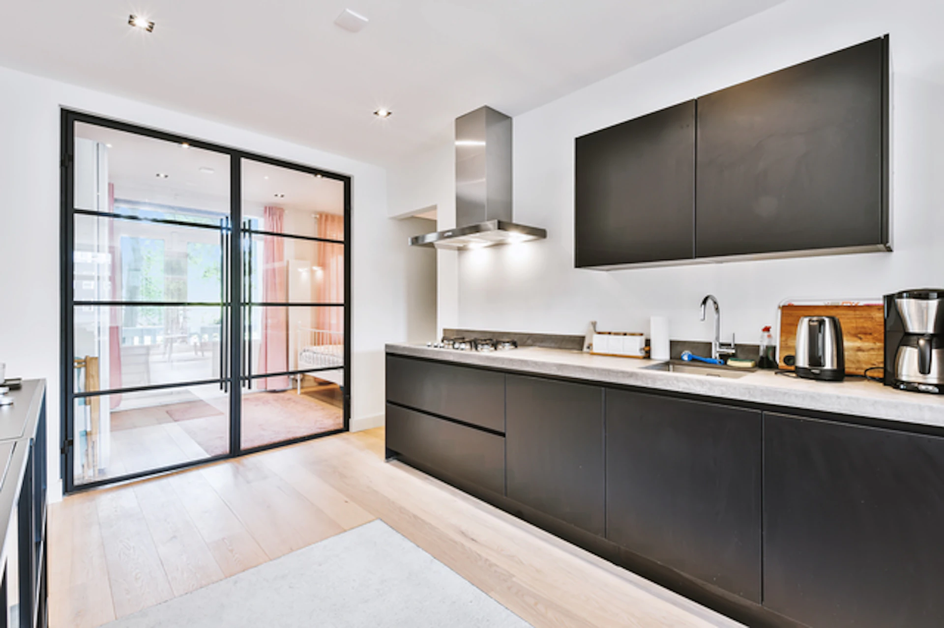 オシャレなキッチンパネルのメーカー3選