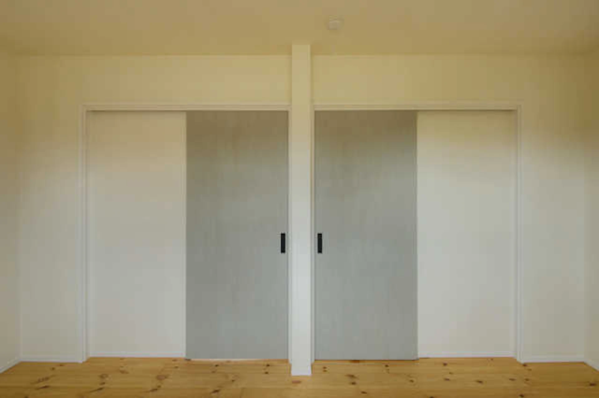 ⑥可動式の間仕切りがあると便利