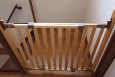 転落防止の柵を設置