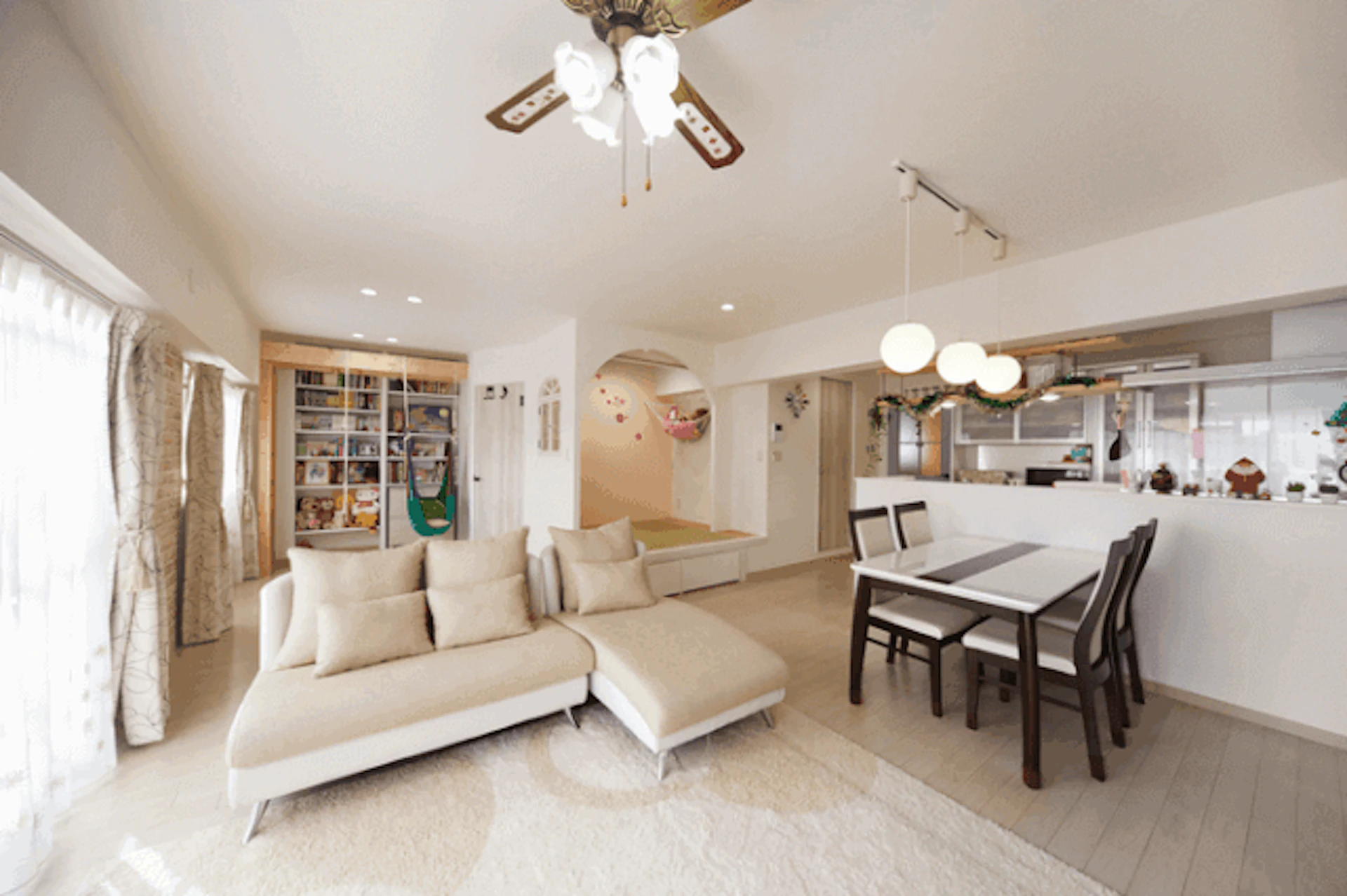 うんてい・ハンモックがあるリビング