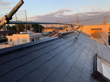 【50〜100万円】築14年目の屋根塗装リフォーム