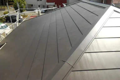 [213万円] 瓦屋根から軽量なガルバリウム鋼板に