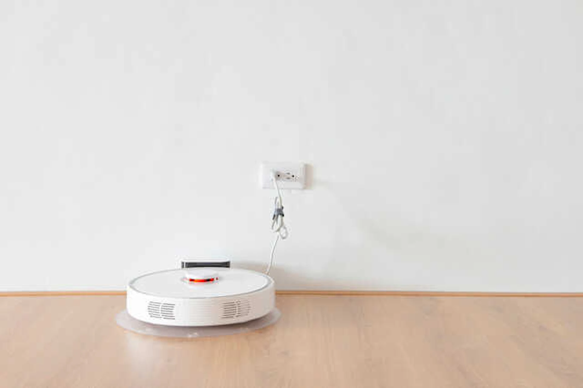 ⑫床・吊り戸・コンセントの工夫でお掃除ロボットも活躍