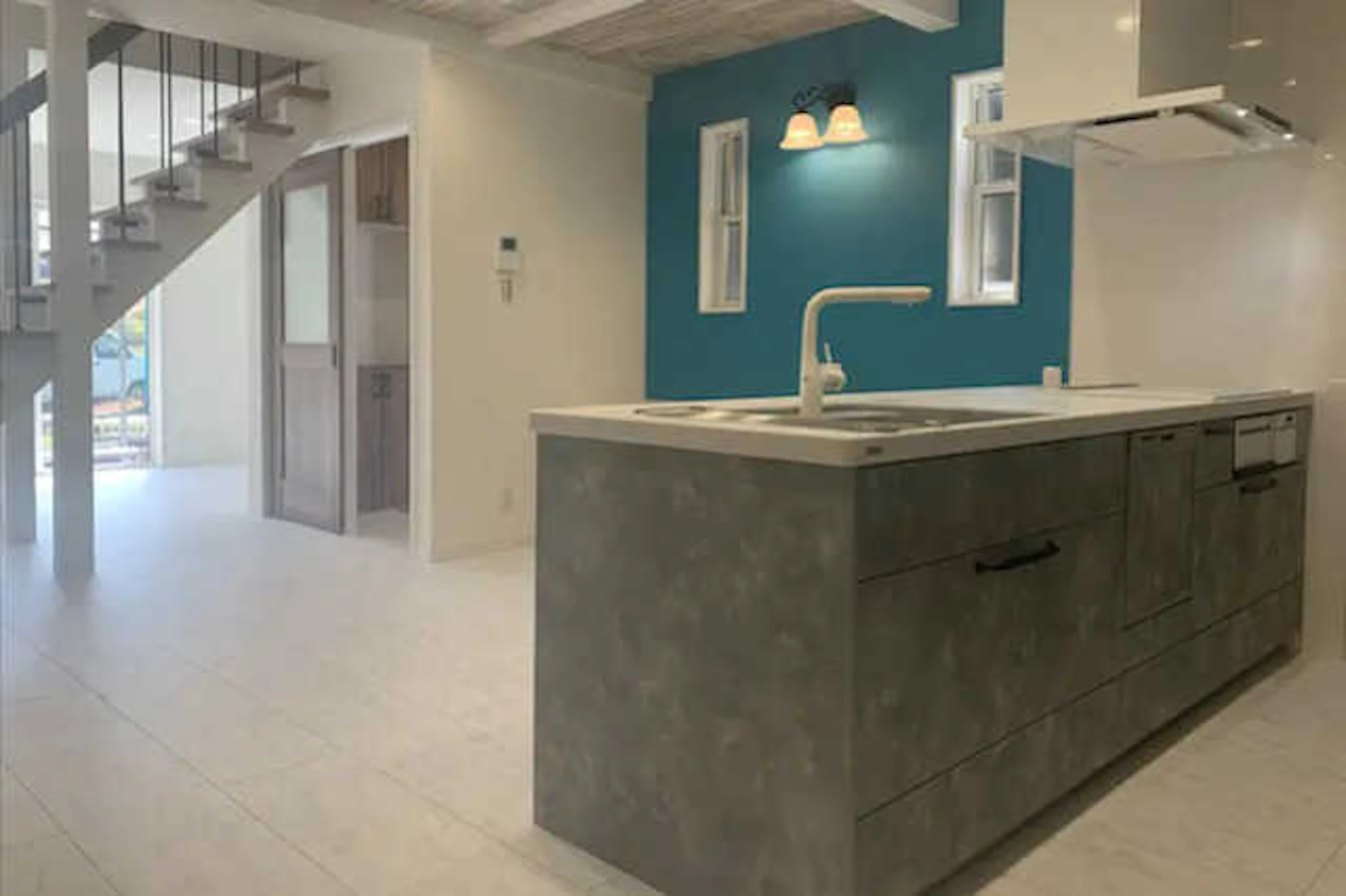 【ステディア】