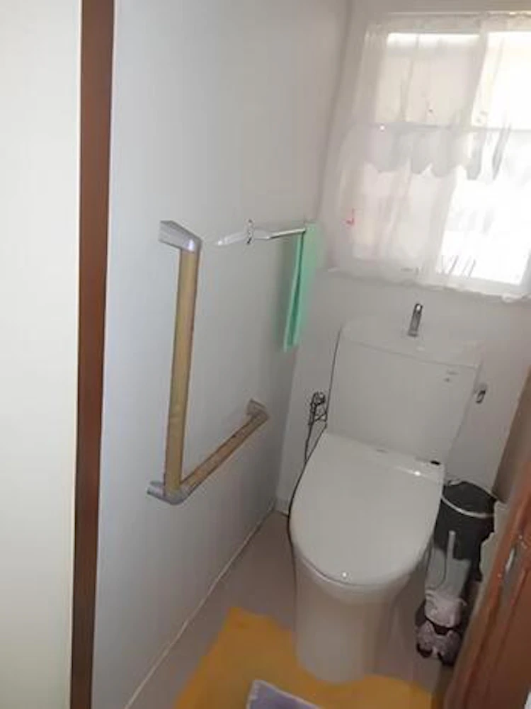 介護保険を使った手すり工事