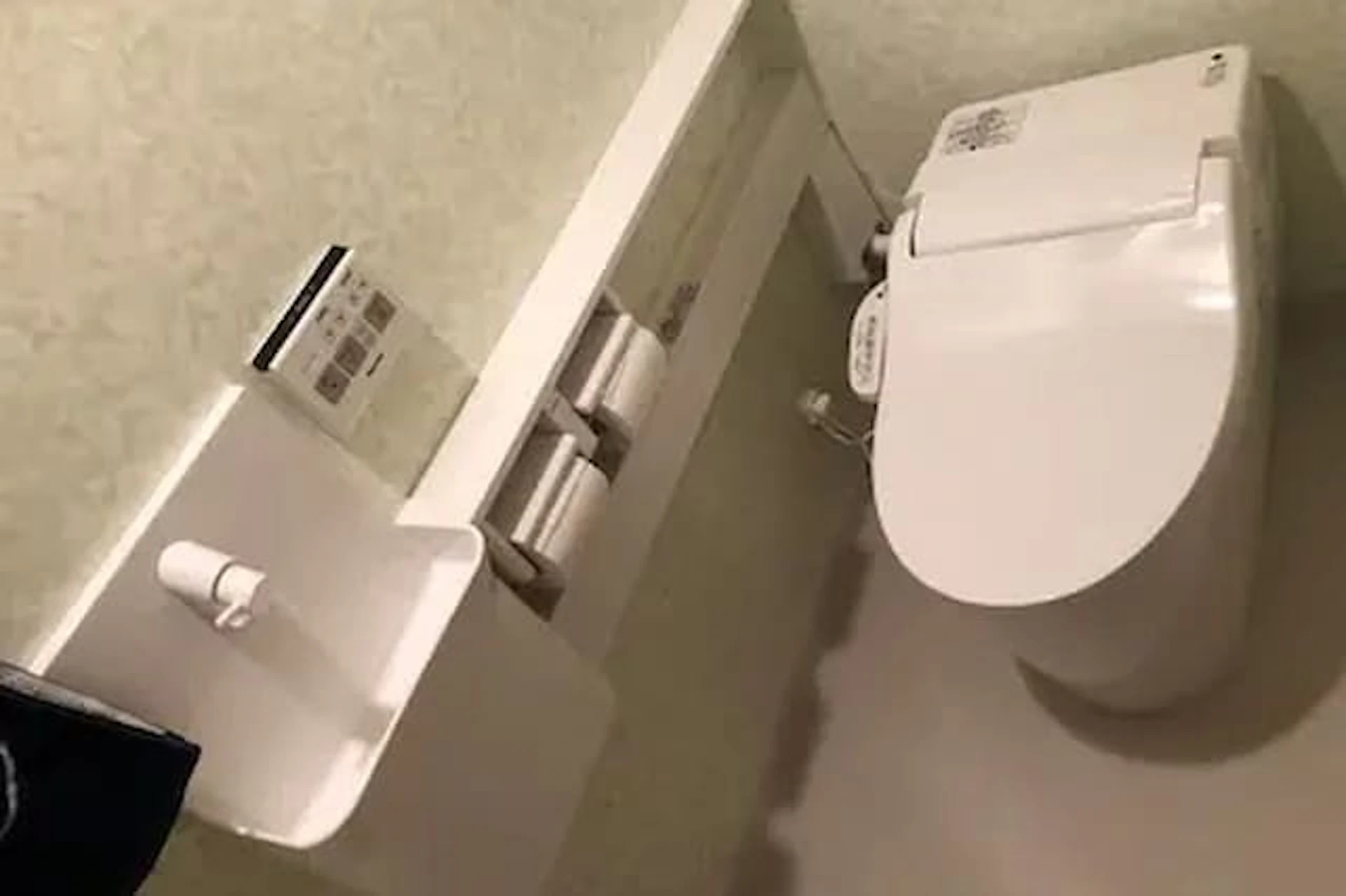 人気トイレメーカーパナソニック