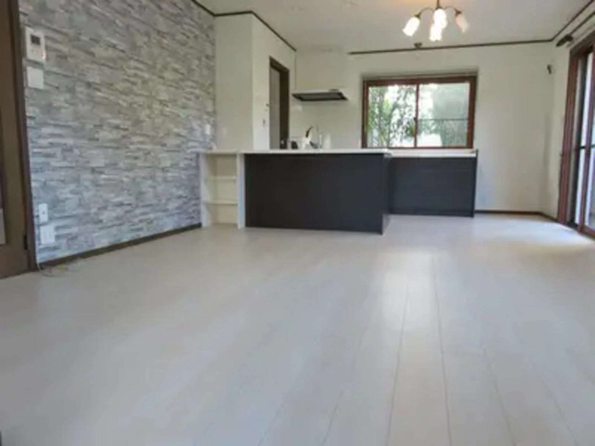 事例2: 健康的な床暖房の設置