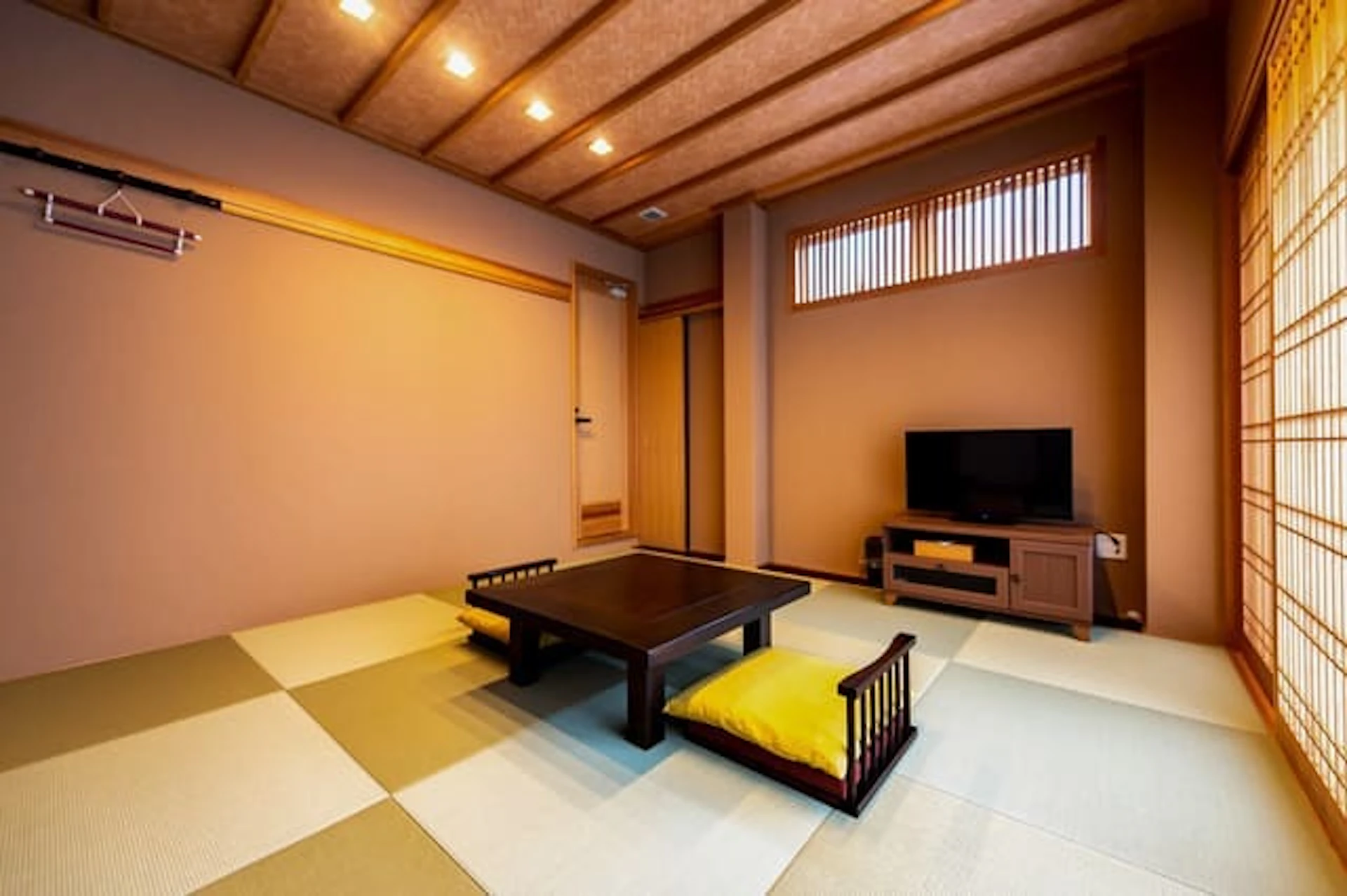 サムネイル:古民家リフォームは予算200万円でできる?費用を抑えるコツと事例7選を紹介