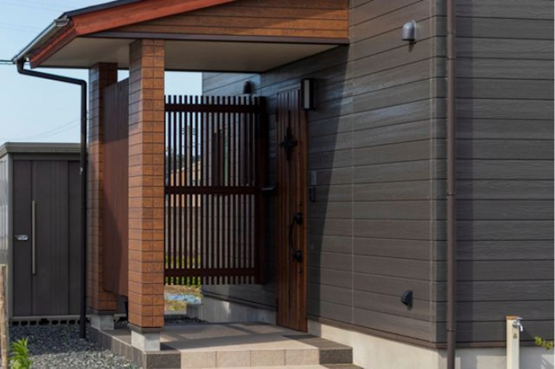 おしゃれで機能性が高い玄関ポーチを設置しよう