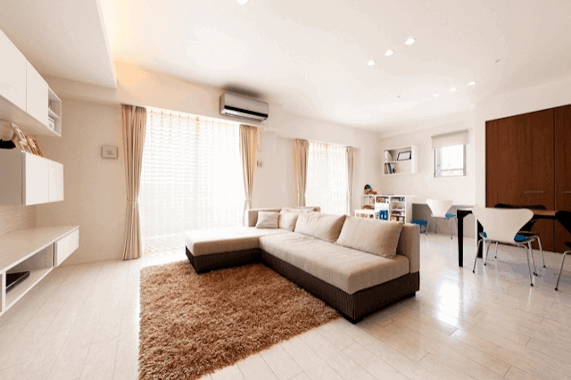 事例1 新築購入と同時に、好みのデザインへ変更