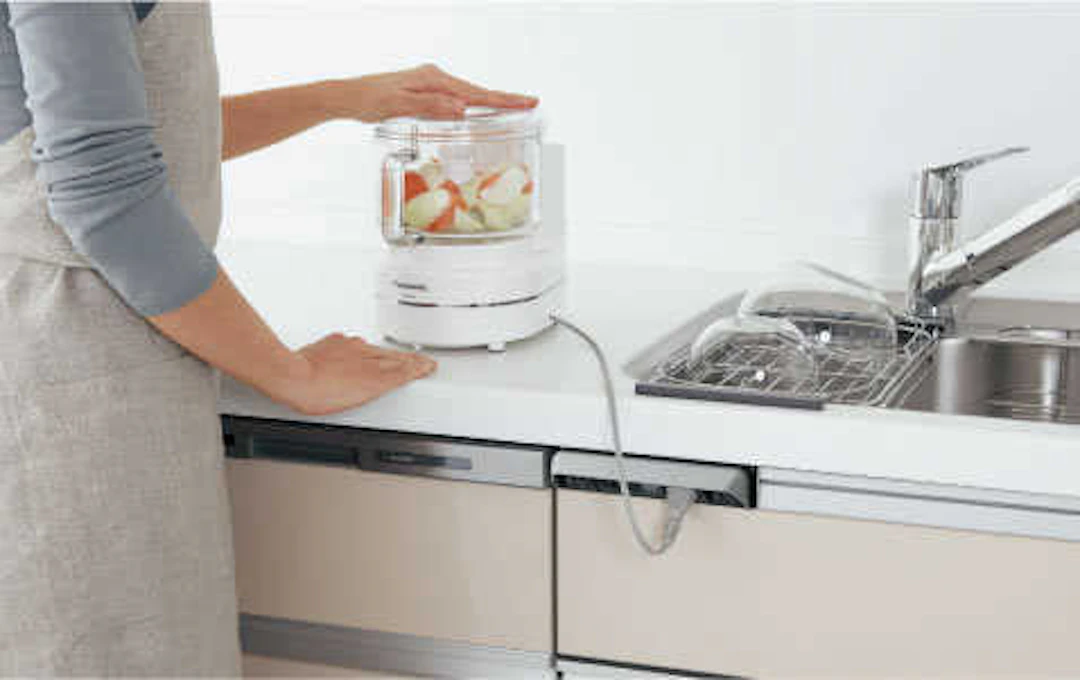 カウンターにコンセントがあると便利