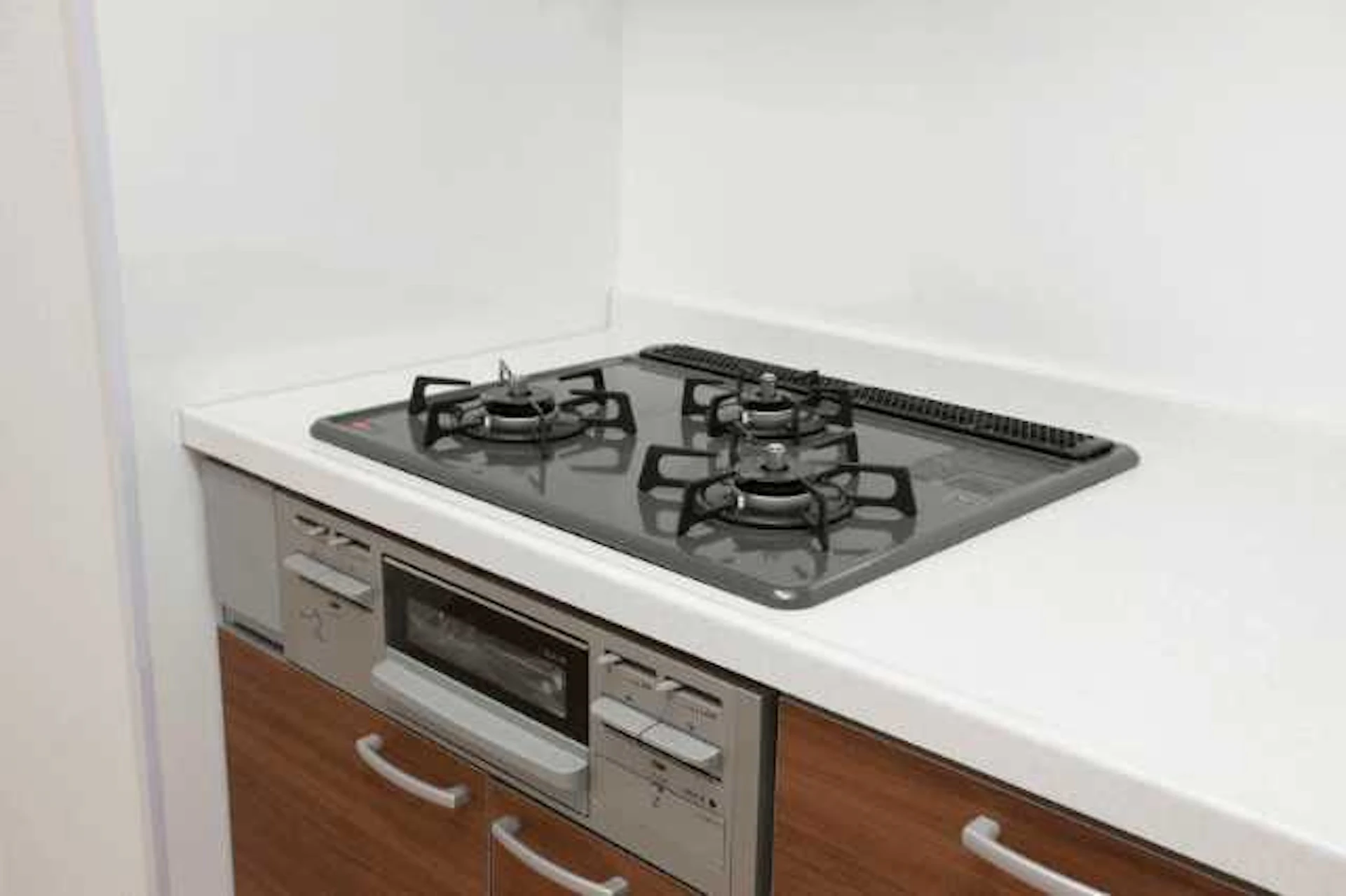 キッチンの壁材はパネルとタイル、どちらが良い?リフォーム価格や特徴を比較