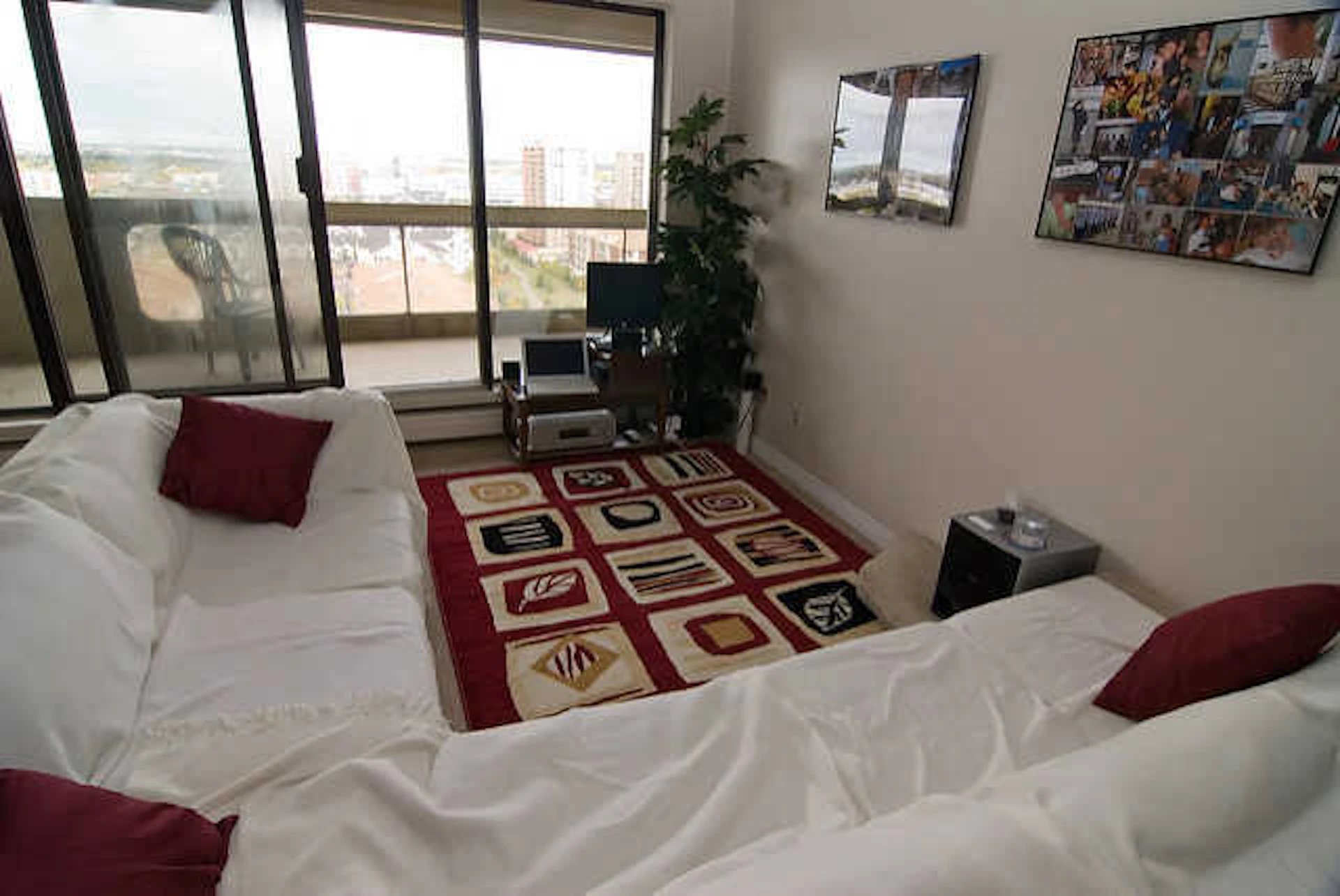 サムネイル：雰囲気を変える／ソファを綺麗に保つためにも◎ソファーカバーが便利です！