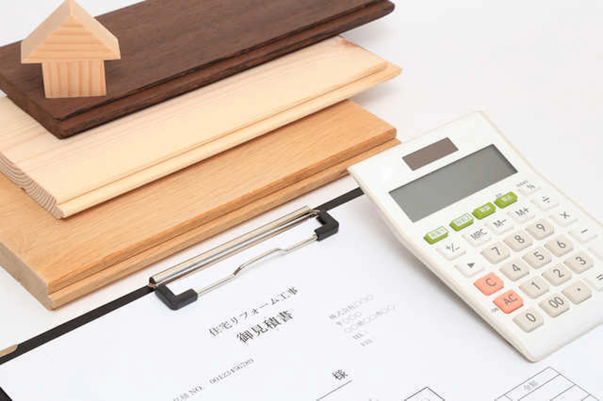 元の床材によってフローリングに張り替える費用は違う？