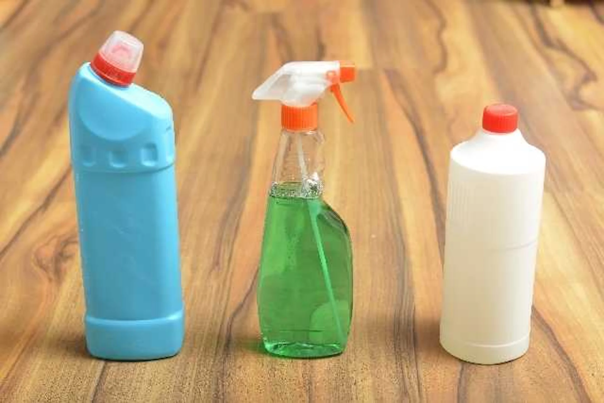 サムネイル:シールのベタベタを残さずはがしたい!すぐに使える10の日用品をご紹介