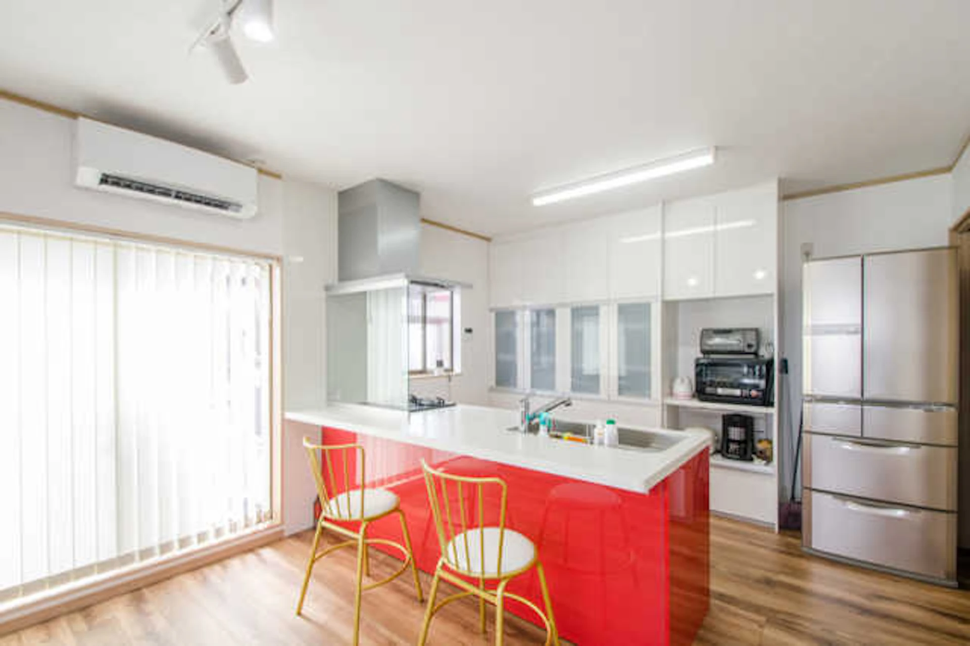 レッドのキッチン