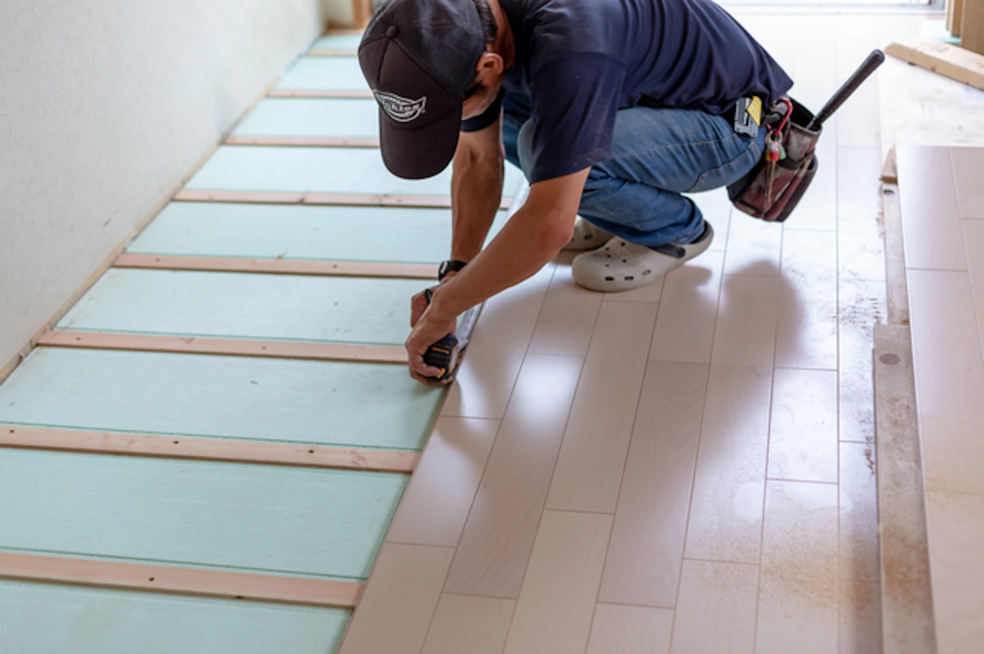 【必須工事】② 外壁、屋根・天井又は床の断熱改修