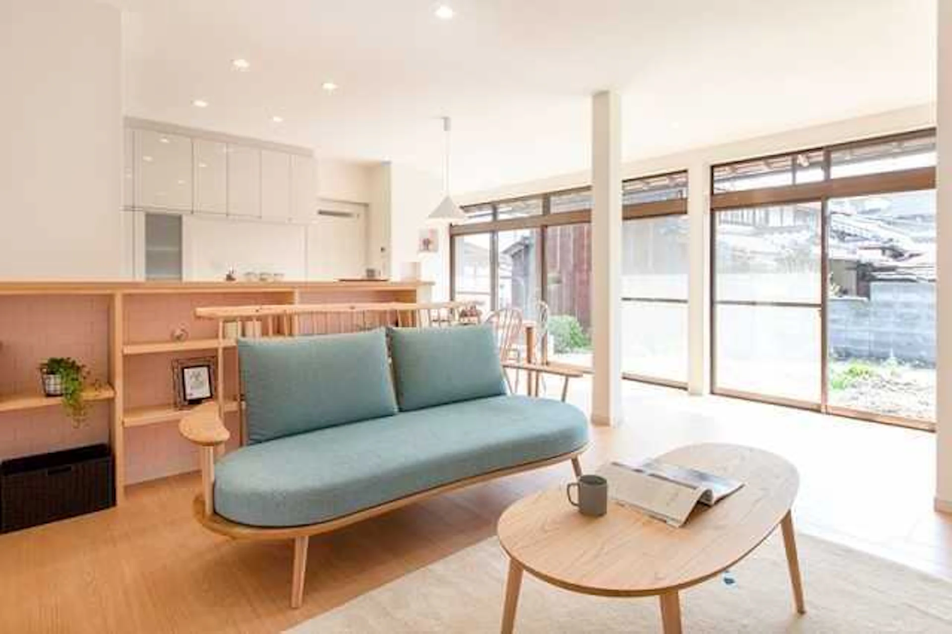 サムネ：【築年数・坪数別】一戸建てフルリフォームの費用相場！施工内容ごとの価格や事例5選をご紹介