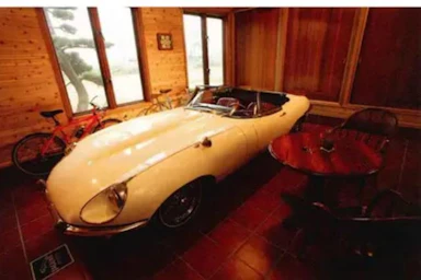 ビンテージカーに優しいガレージ