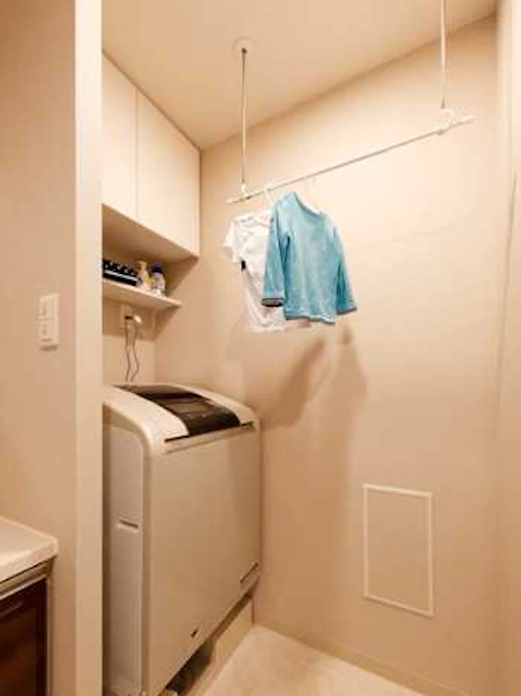 「雨の日の洗濯物どうしてる？」お手軽リフォームで解決する方法♪