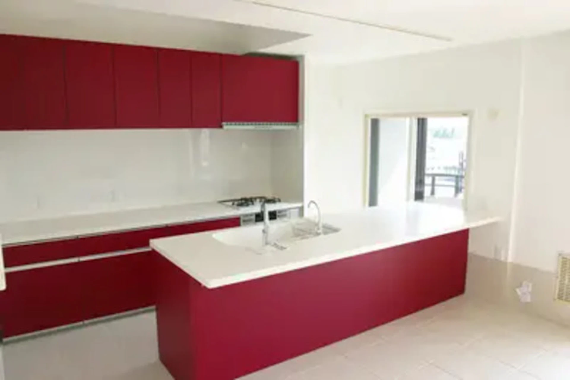 事例3：Ⅱ型キッチンへのリフォームで開放感を