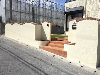 和風住宅が、”南欧風”ハウスに変身!