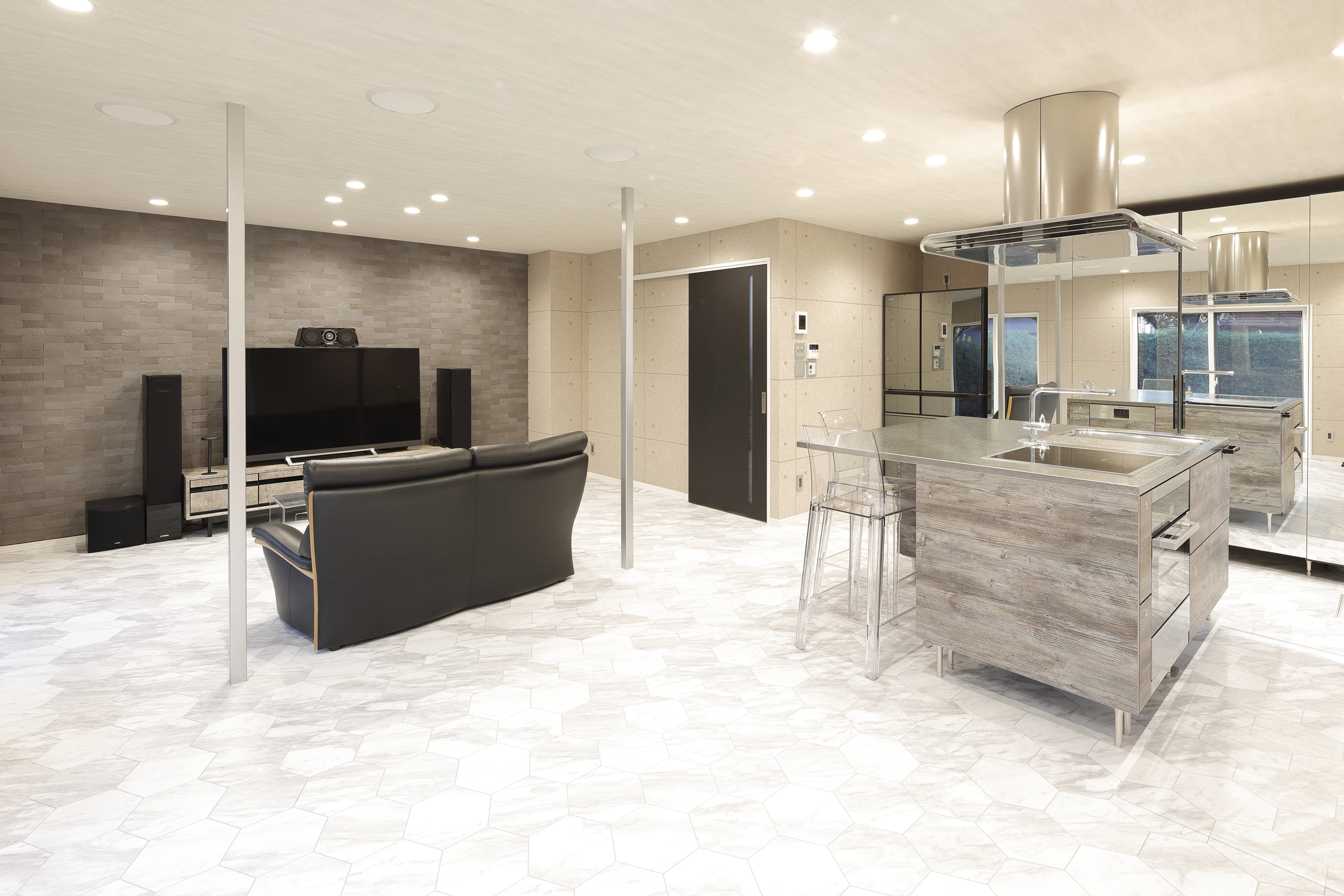 【準グランプリ】 使いやすいキッチンと趣味が堪能できるリビング