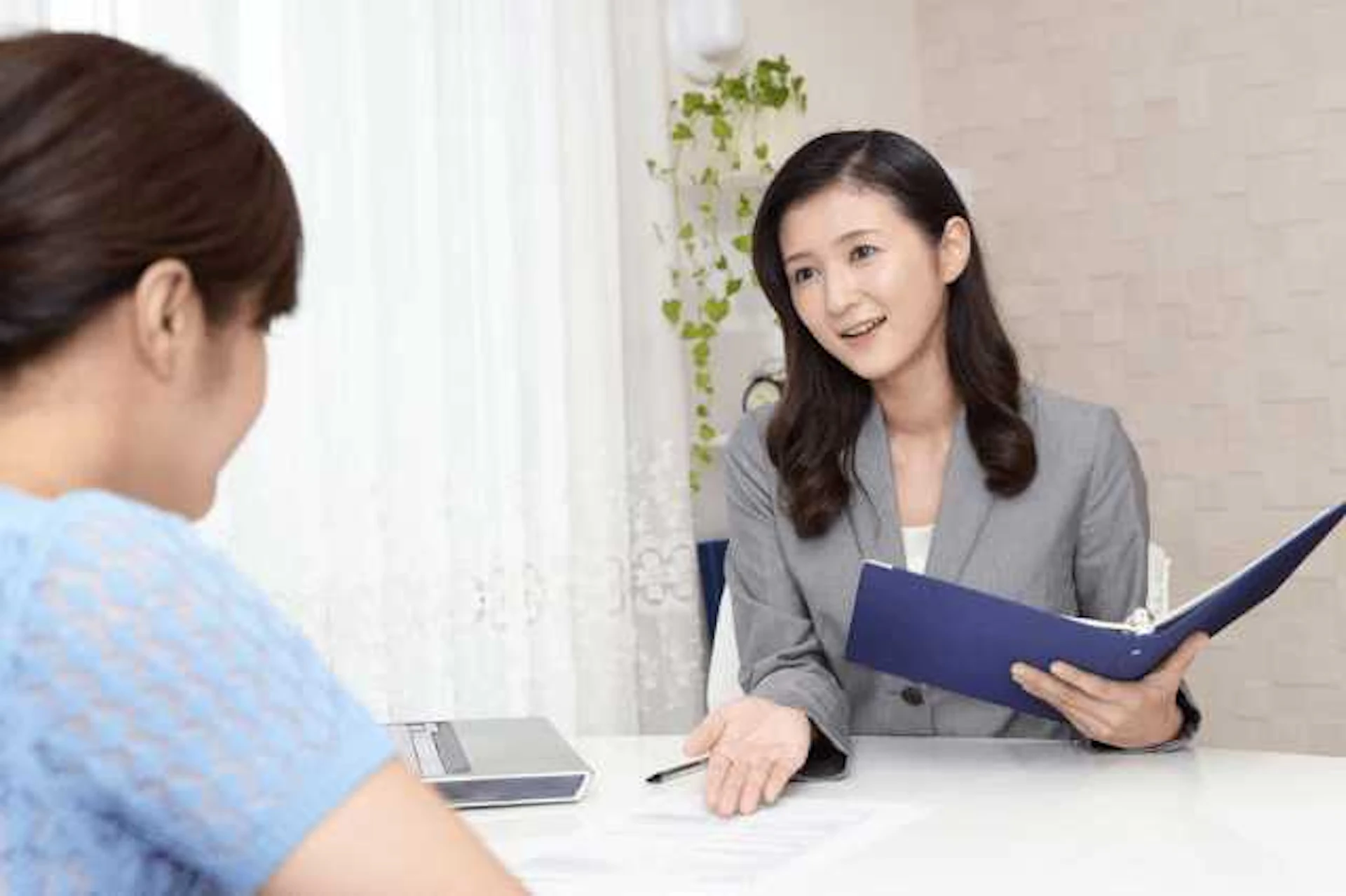 キッチンの壁材はパネルとタイル、どちらが良い?リフォーム価格や特徴を比較