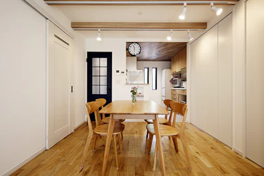 【800〜1000万円】家族が集うシンプルな住まい