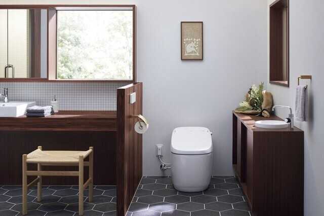 【中古美品】LIXIL タンクレストイレ リクシル(LIXIL)のタンクレストイレ「サティス」で理想のトイレに