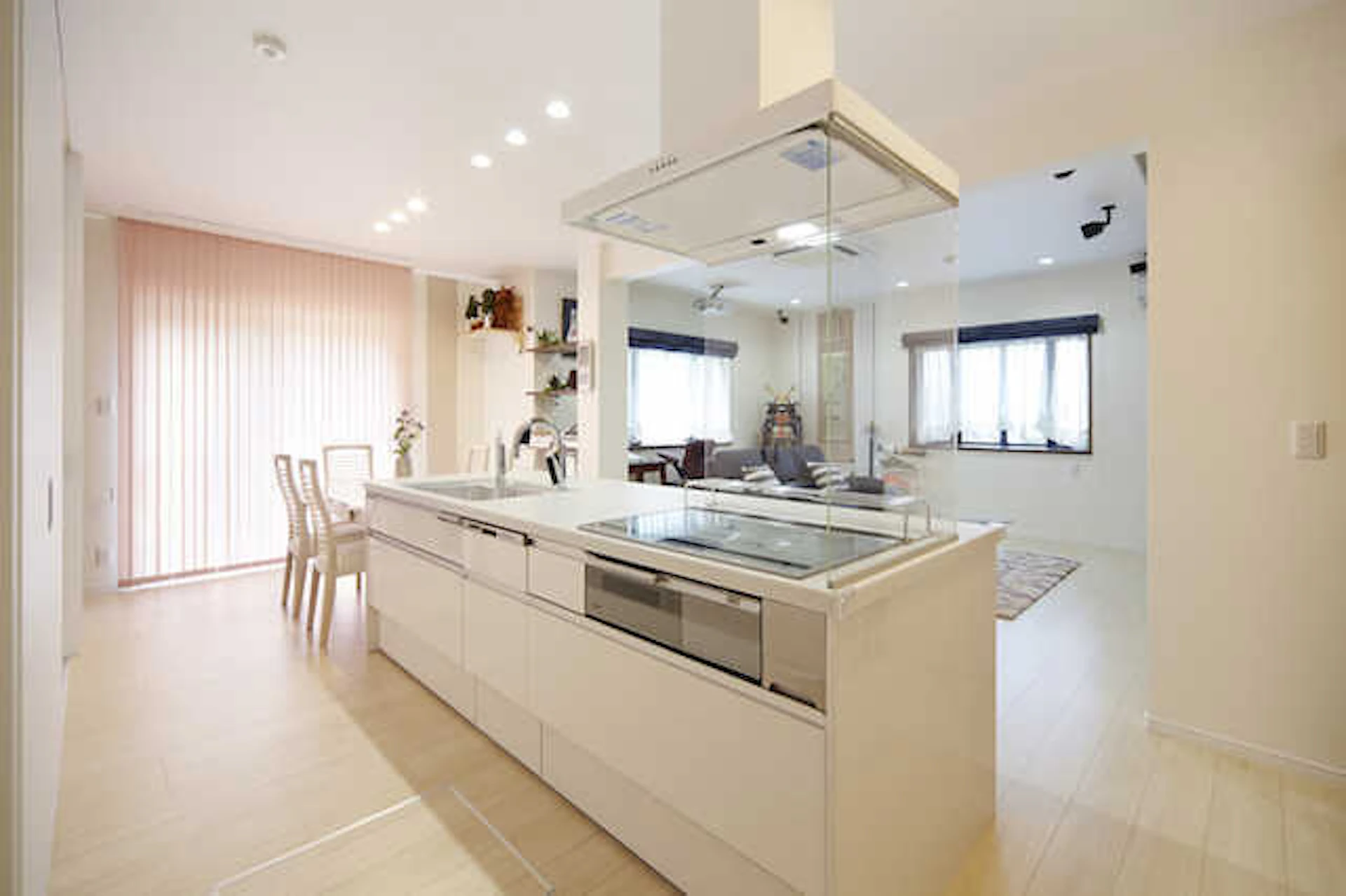 パナソニックキッチンのアイデアがすごい！？商品ごとの特徴を徹底比較！ラクシーナなどの施工事例を一挙紹介！