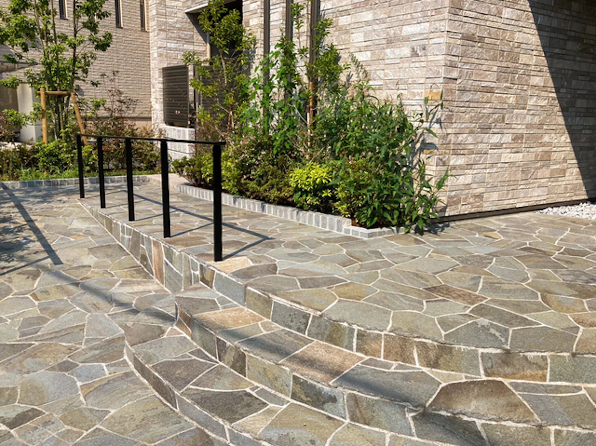 スタンプコンクリートの特徴とは?