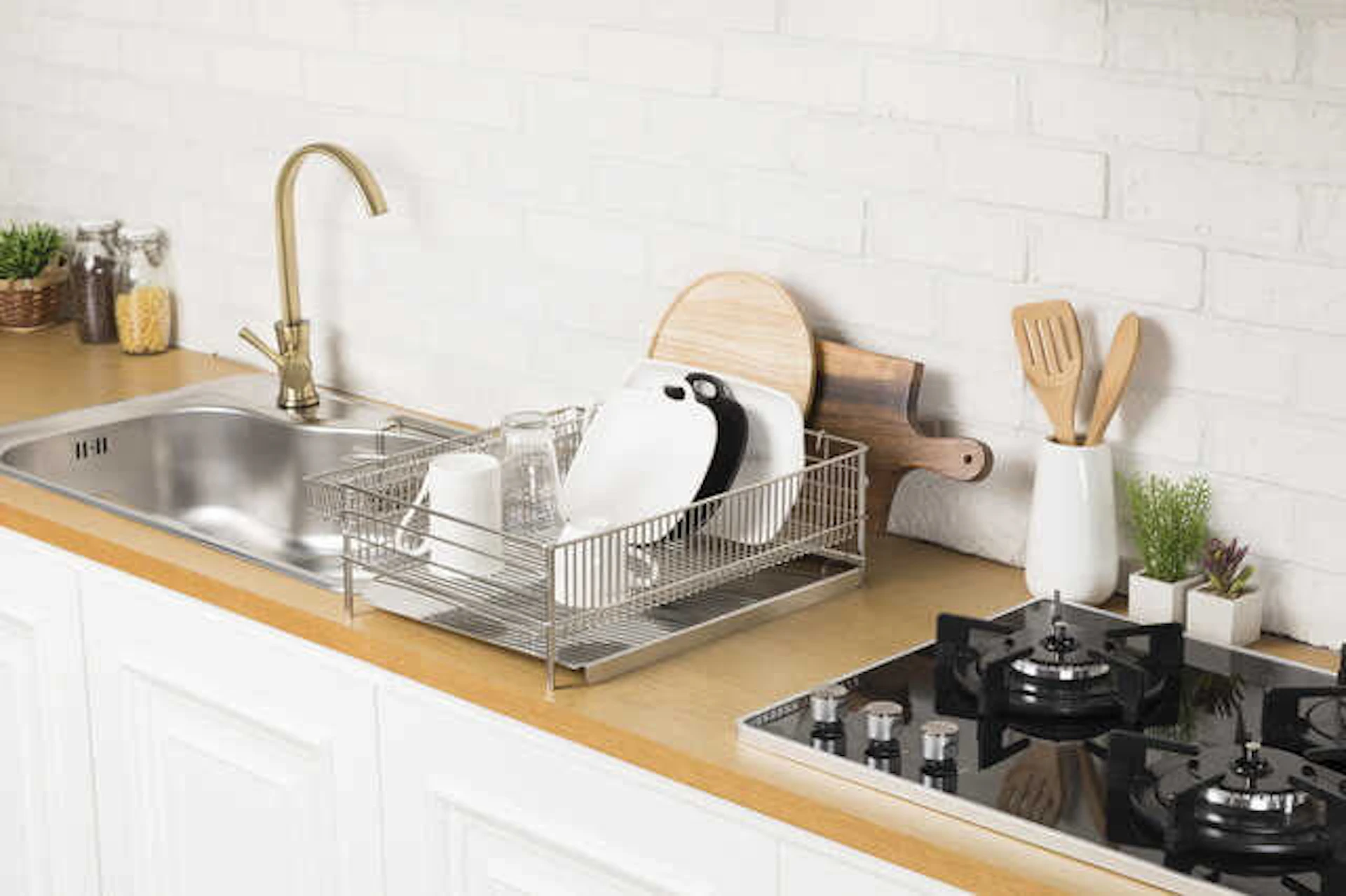 植物・グリーンでナチュラルなキッチン