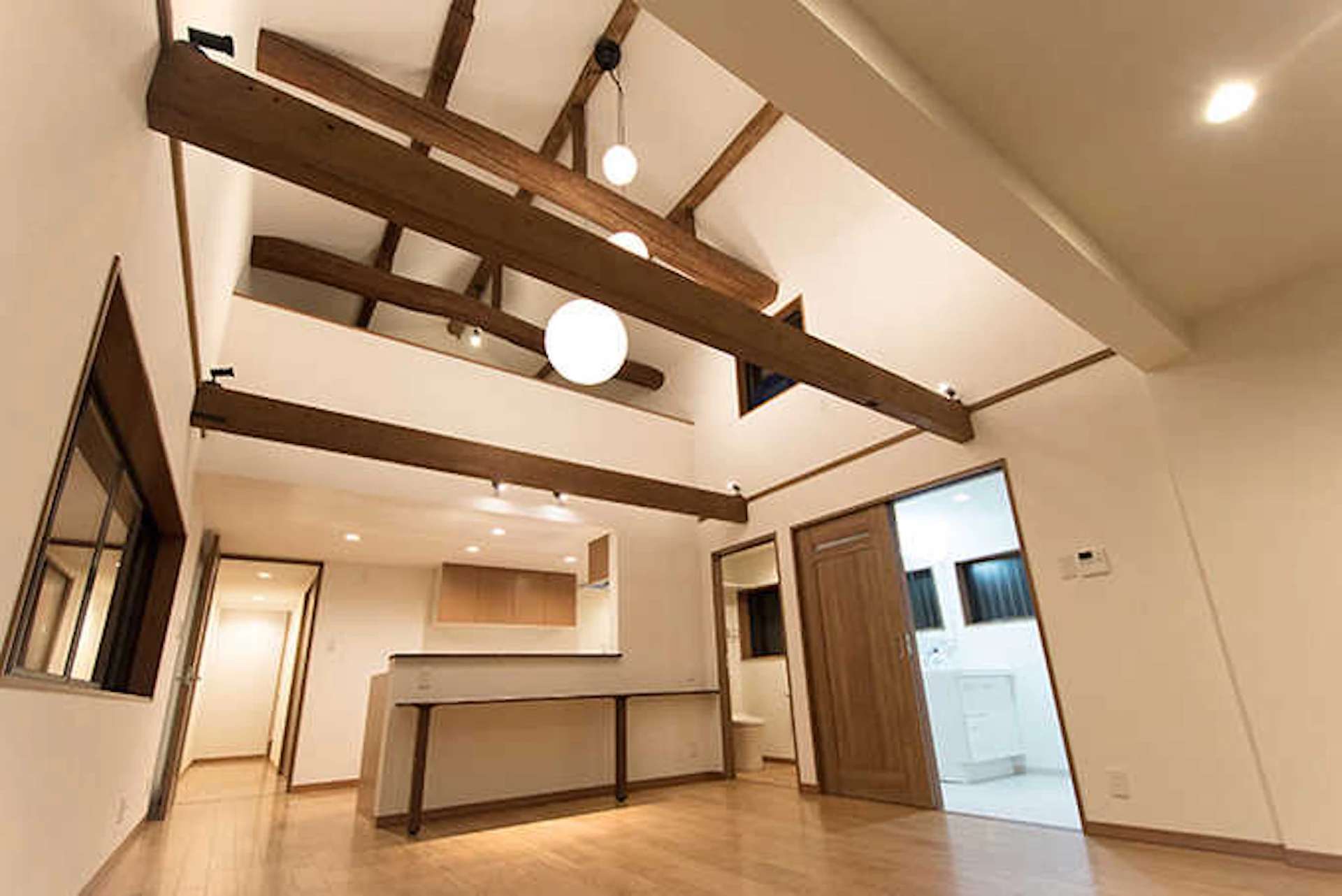 サムネイル:リフォームで年間5,000件を超える実績を誇る「アートリフォーム」の口コミ・評判をチェック!