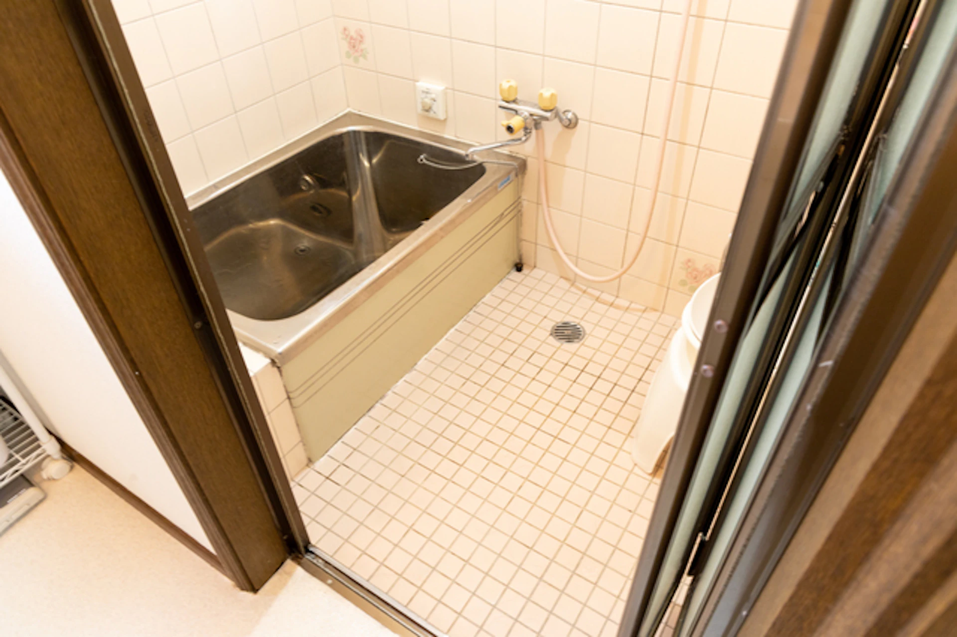 ステンレス浴槽とは？選ぶメリットやリフォームの費用・事例も紹介