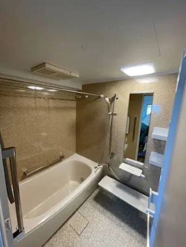 自動洗浄機能付きのユニットバス