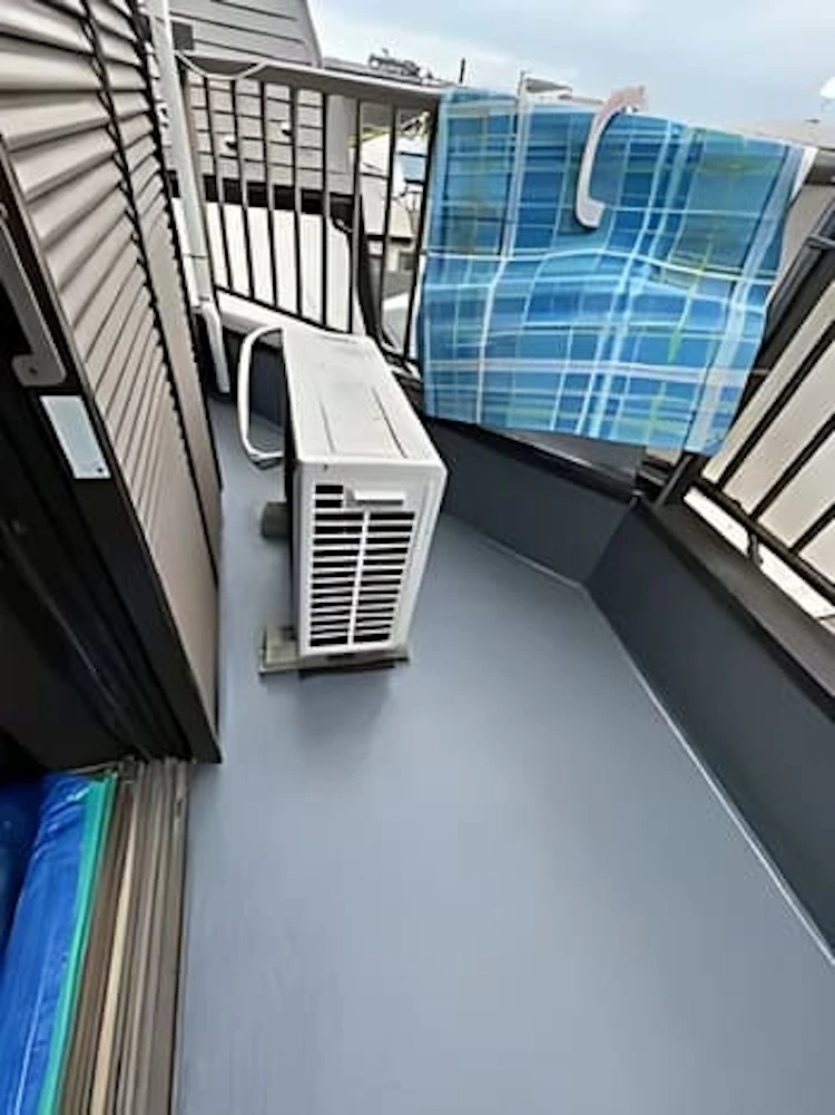 サムネイル:4. ベランダ・バルコニー