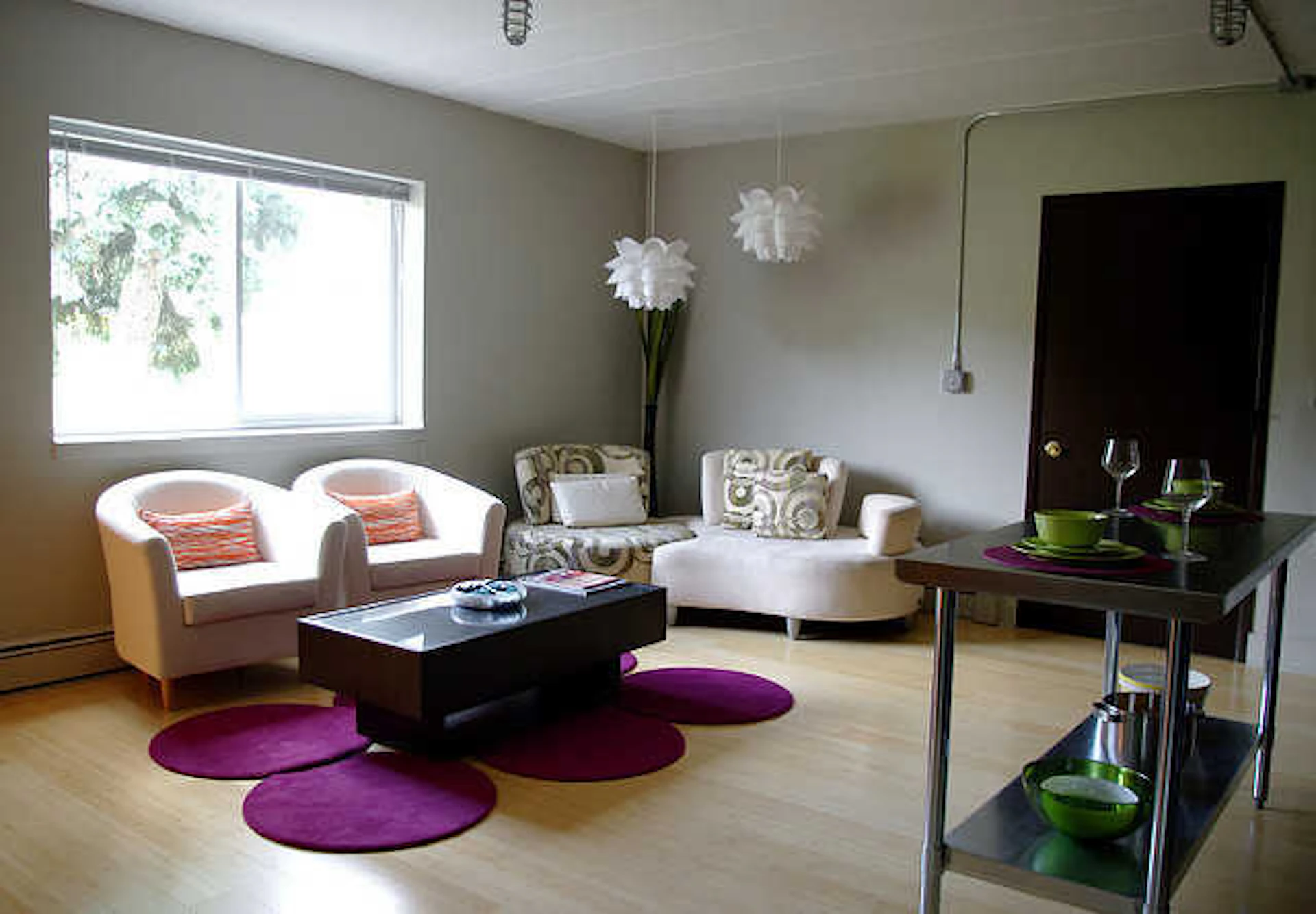 秋色を楽しむ模様替え!トレンドカラーはファブリックで取り入れるのが正解♡