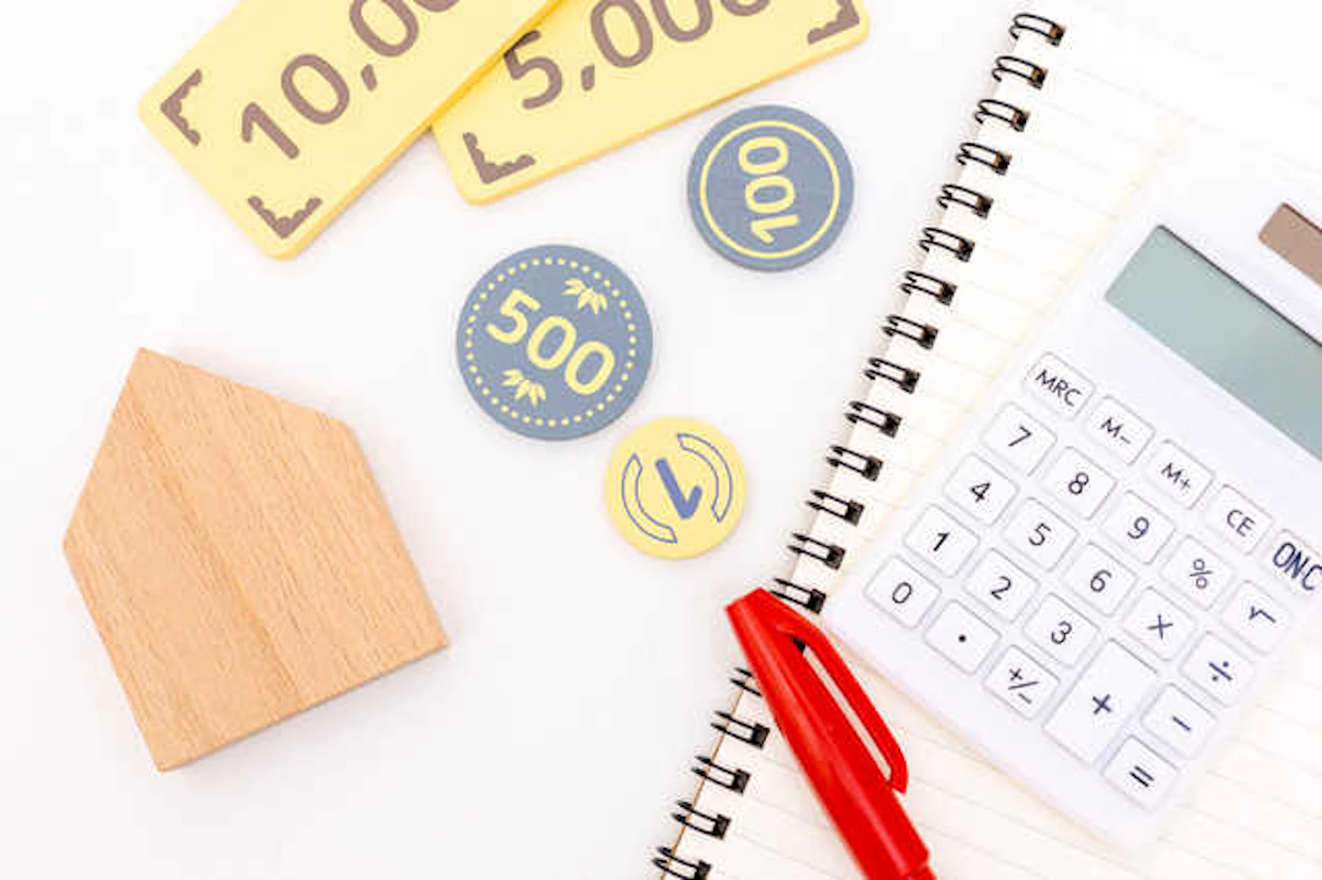 DIYする場合と業者に依頼する場合の費用相場